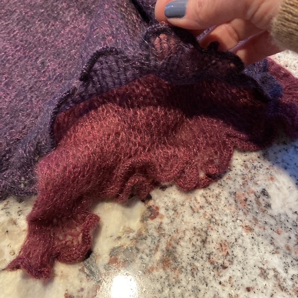 Two long unique fashionable scarves - Picture 3 of 7